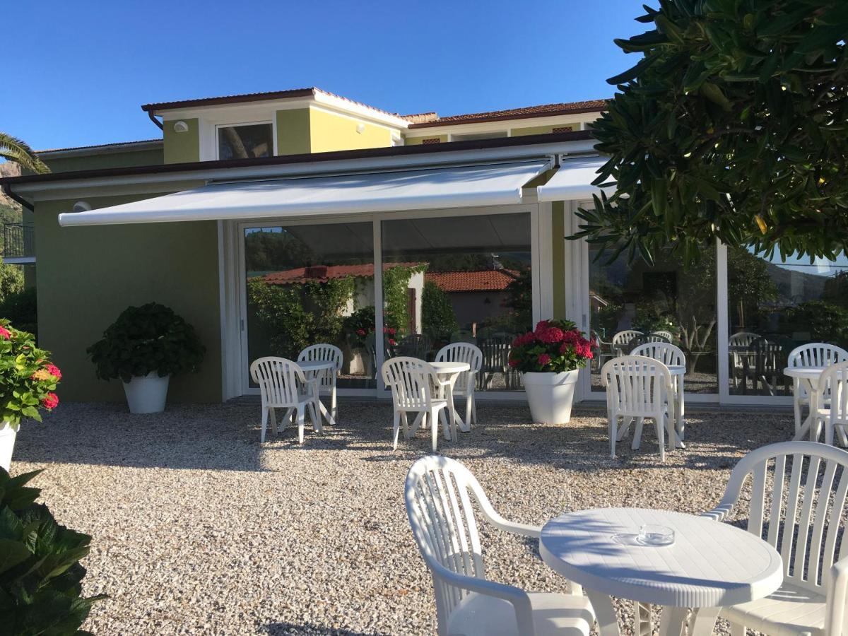 Hotel Barbarossa Porto Azzurro Exterior photo